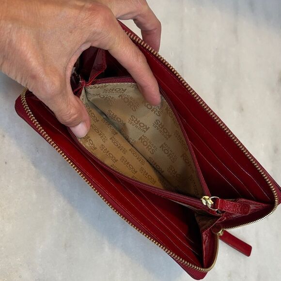 Michael Kors High Gloss Patent Leather Studded Full Size Wallet - Picture 14 of 15